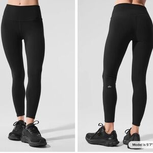ALO Yoga Black Leggings 28’